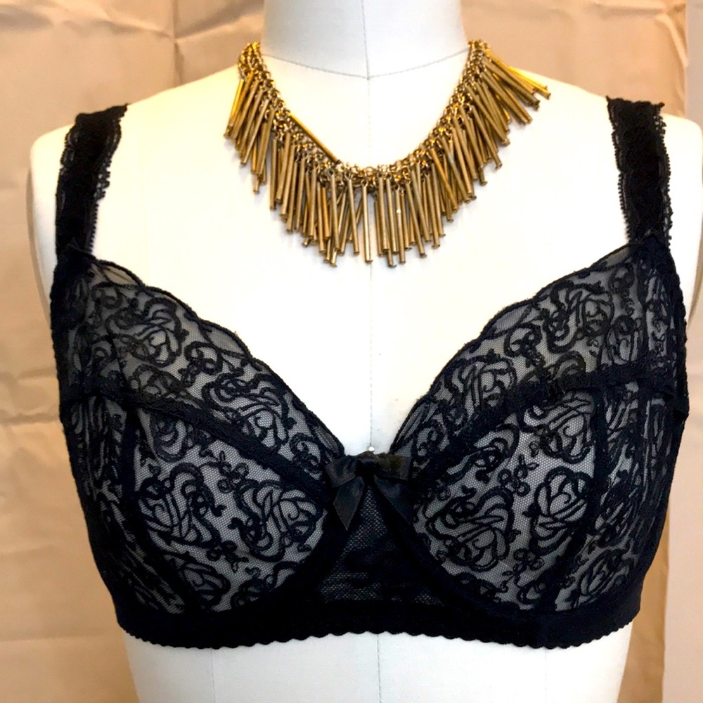 “Agent Provocateur Black Soft Cup Apex Bra” Size:USA/ 32DD Fairly New